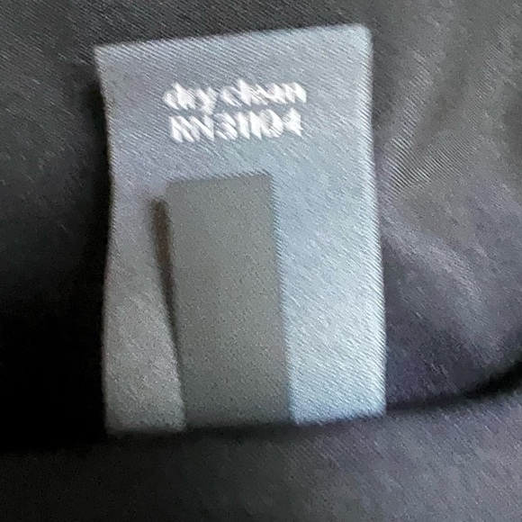 THE LIMITED COLLECTION Black
Faux Leather Suede Pleated
Dress Size 1X NWT $109 - Picture 12 of 13